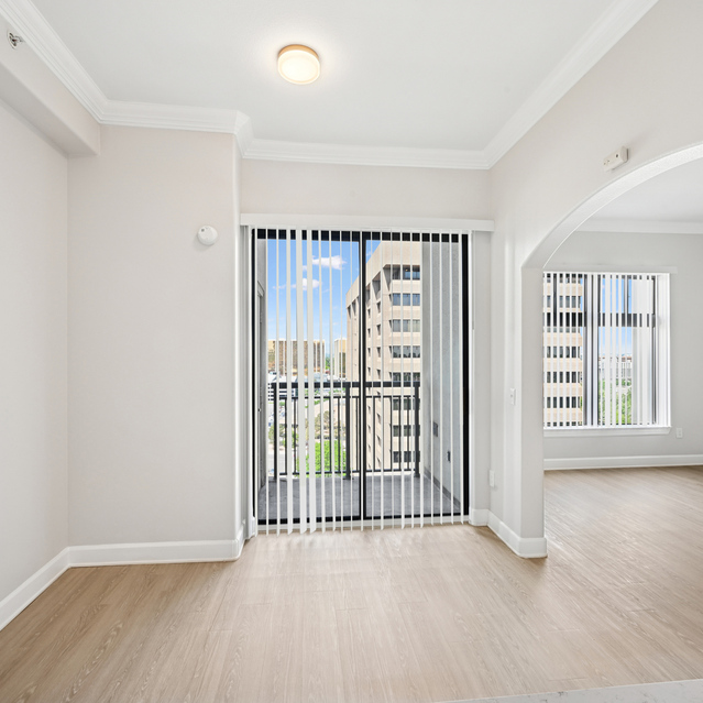 4550 Cherry Creek – Renovated Apartments in Denver – Living Room