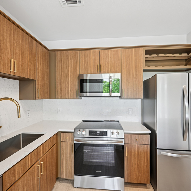4550 Cherry Creek – Renovated Apartments in Denver – Kitchen