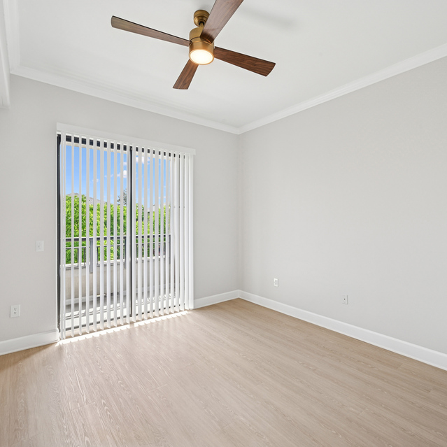 4550 Cherry Creek – Renovated Apartments in Denver – Living Room